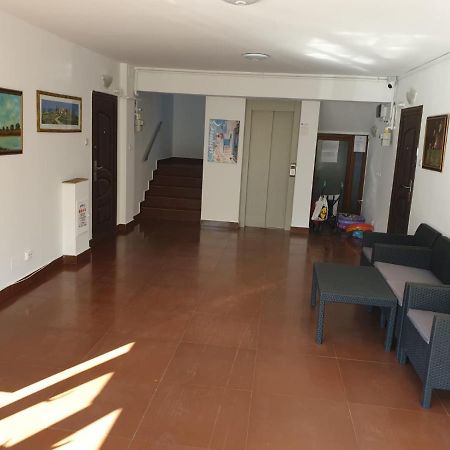 Garsoniera Vila Marie Apartment Năvodari Екстериор снимка